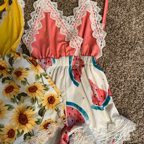 Romper bundle - Picture 3 of 4